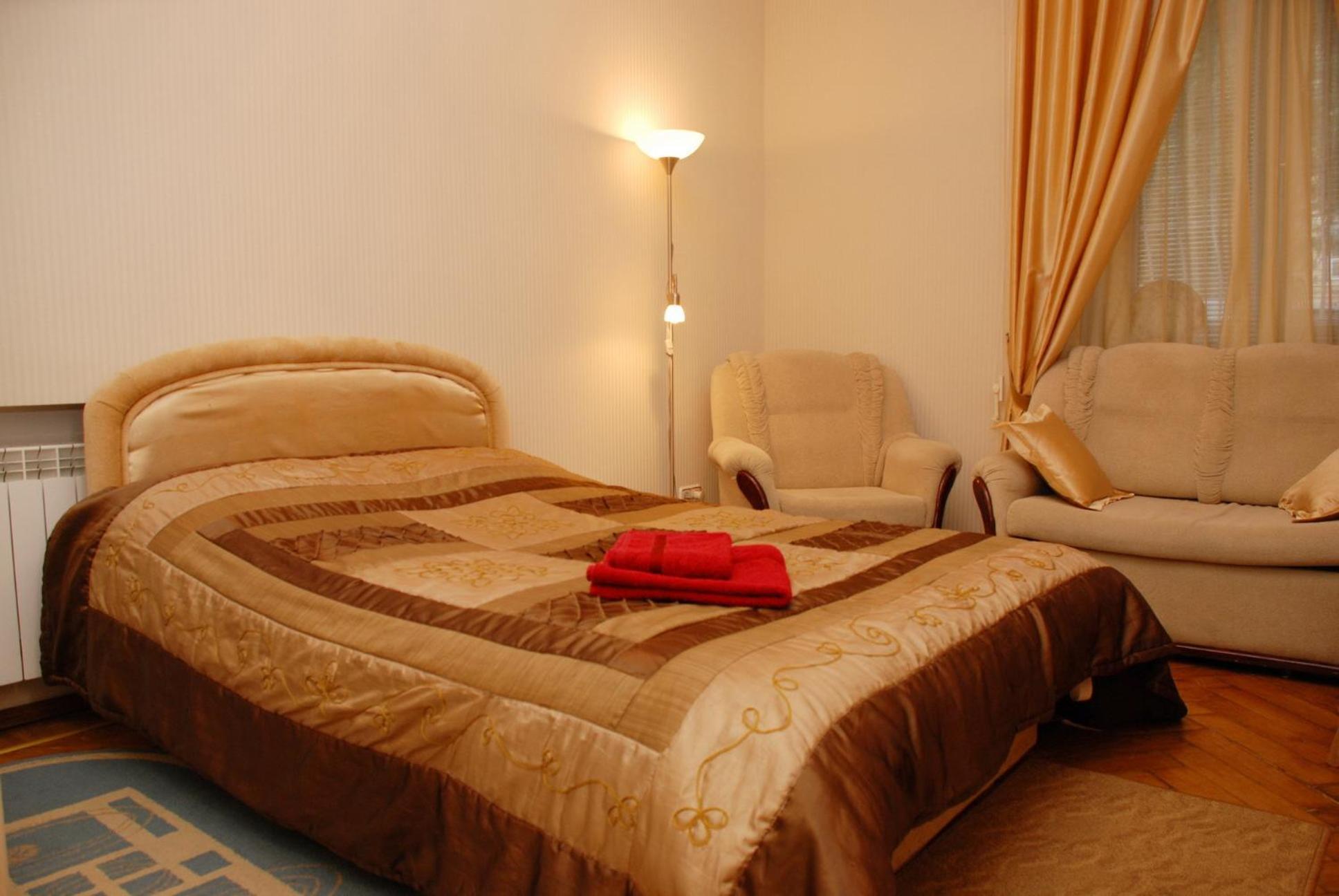 Apartment Alex Near Kreshatik St Kiew